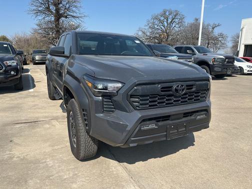 2024 Toyota Tacoma TRD Off Road