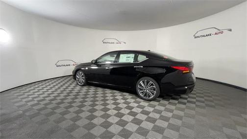 2025 Nissan Altima 2.5 SL