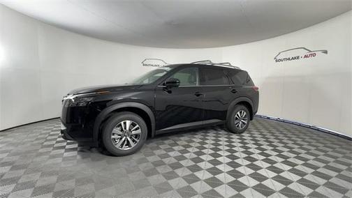 2025 Nissan Pathfinder SL 4WD
