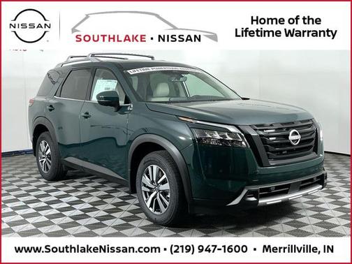 2025 Nissan Pathfinder SL 4WD