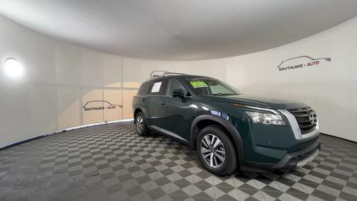 Obsidian Green 2025 Nissan Pathfinder SL