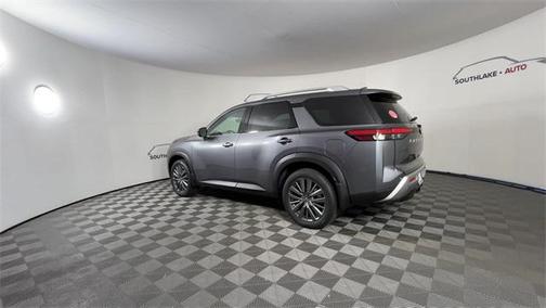 2025 Nissan Pathfinder SL 4WD