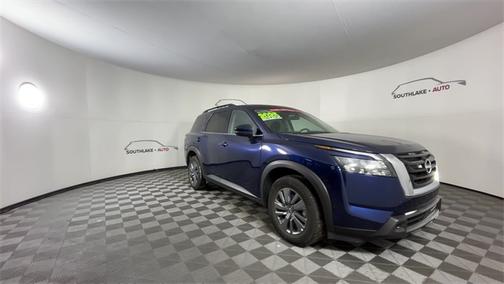 2025 Nissan Pathfinder SV