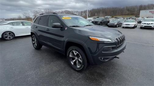 Photo 2 of 29 of 2018 Jeep Cherokee Trailhawk