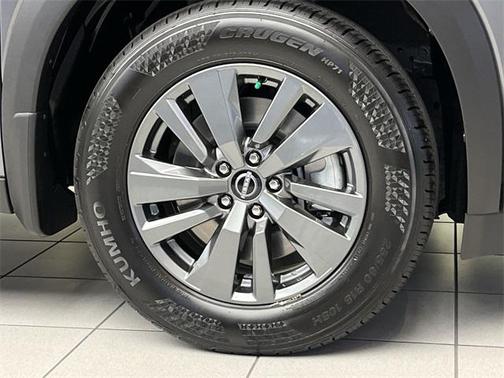 2025 Nissan Pathfinder SV 4WD