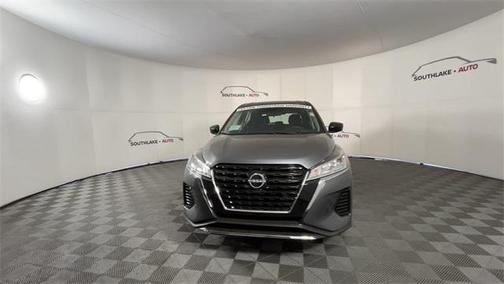 2025 Nissan Kicks S