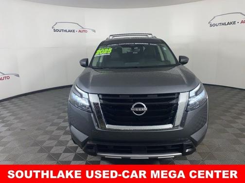 Gun Metallic 2025 Nissan Pathfinder SL