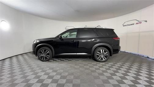 2025 Nissan Pathfinder Platinum 4WD