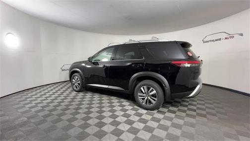 2025 Nissan Pathfinder SL 4WD