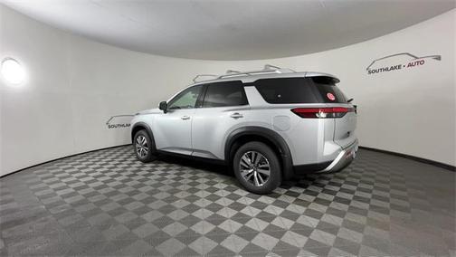 2025 Nissan Pathfinder SL 4WD