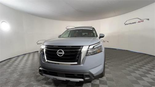 2025 Nissan Pathfinder Platinum 4WD
