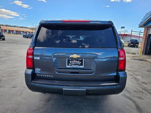 2020 Chevrolet Suburban LT