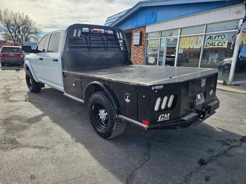 2020 RAM 3500 Tradesman Crew Cab 4x4 8' Box