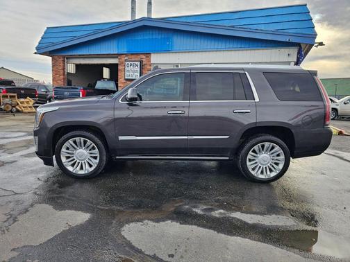 2016 Cadillac Escalade Platinum