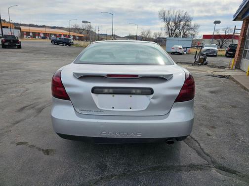 2005 Pontiac Grand Prix Base
