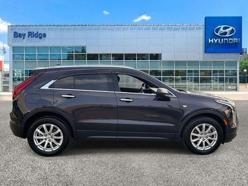 2023 Cadillac XT4 Luxury