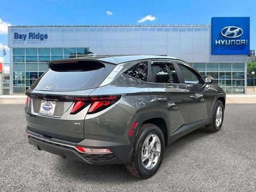 2023 Hyundai TUCSON SE