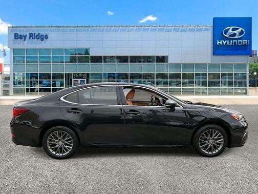 2018 Lexus ES 350 Base