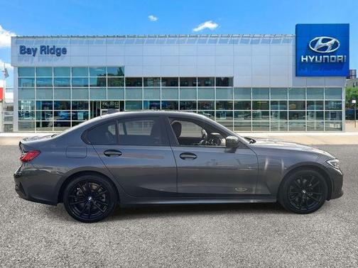 2021 BMW 330 xDrive