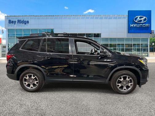 Crystal Black Pearl 2023 Honda Passport AWD TrailSport