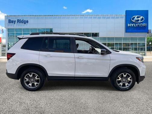 2023 Honda Passport AWD TrailSport