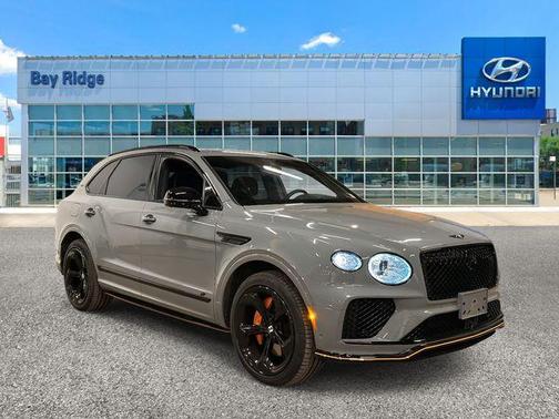 2025 Bentley Bentayga S Black Edition
