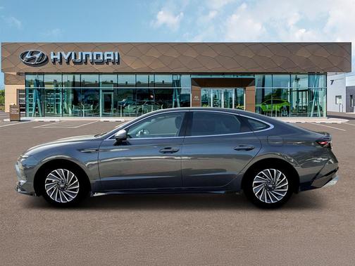 2026 Hyundai SONATA Hybrid SE