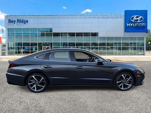 2022 Hyundai SONATA SEL Plus