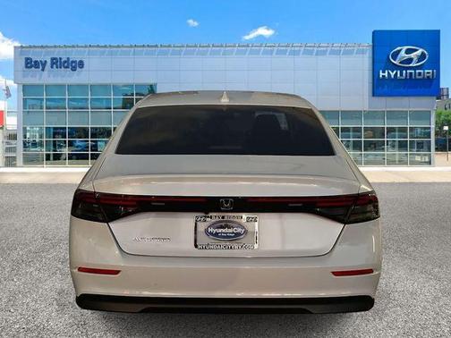2023 Honda Accord LX 1.5T