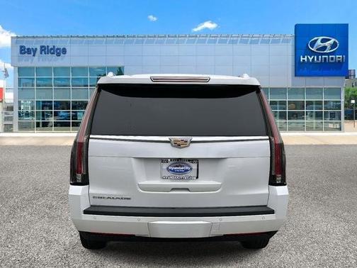 2016 Cadillac Escalade Platinum