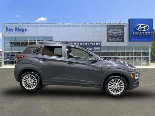 2021 Hyundai KONA SEL