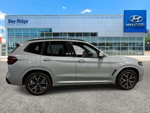 Brooklyn Grey Metallic 2024 BMW X3 xDrive30i