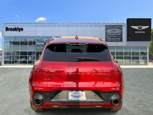 2023 Genesis GV70 2.5T AWD