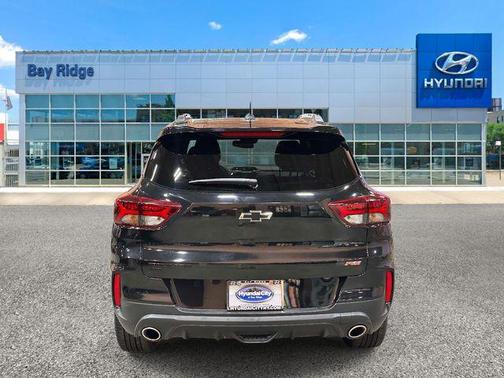 Mosaic Black Metallic 2023 Chevrolet Trailblazer RS