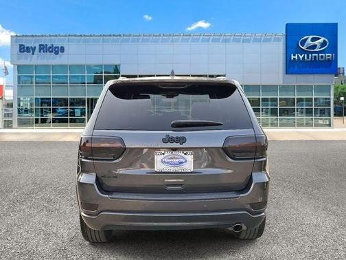 2021 Jeep Grand Cherokee Laredo
