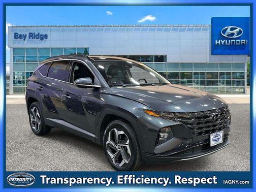 Dark Gray Metallic 2024 Hyundai TUCSON Limited