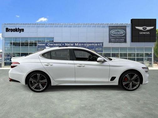 2024 Genesis G70 2.5T AWD