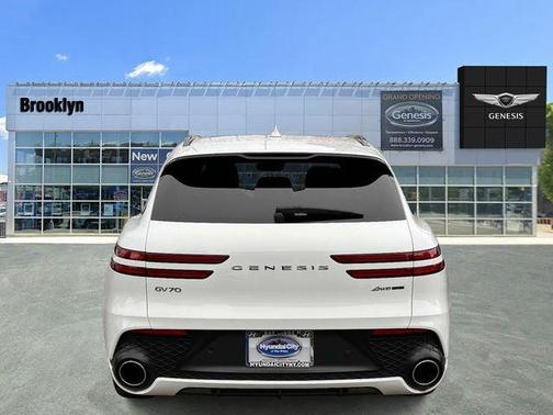 2025 Genesis GV70 3.5T AWD Sport