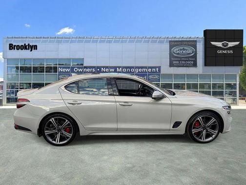 2025 Genesis G70 3.3T AWD Sport Advanced