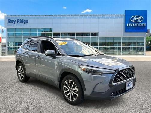 2023 Toyota Corolla Cross XLE