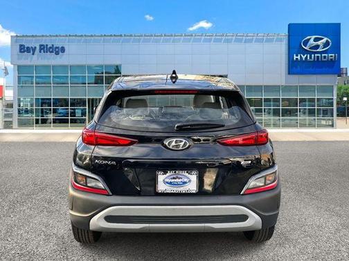 2023 Hyundai KONA SE
