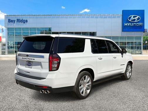 2023 Chevrolet Suburban 4WD High Country