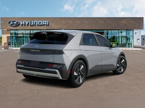 2026 Hyundai IONIQ 5 SE