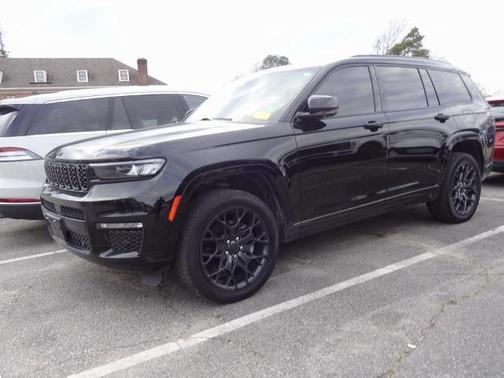 2023 Jeep Grand Cherokee SUMMIT