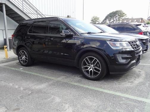 2017 Ford Explorer SPORT