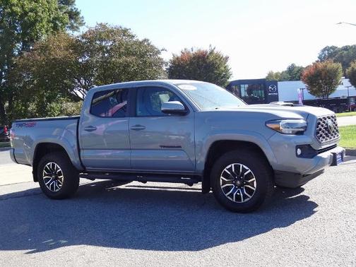2020 Toyota Tacoma TRD SPORT