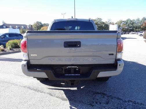 2020 Toyota Tacoma TRD SPORT