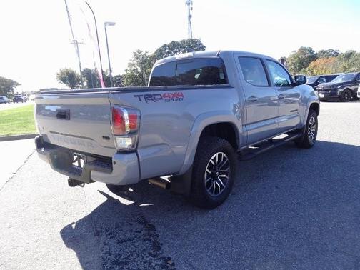 2020 Toyota Tacoma TRD SPORT
