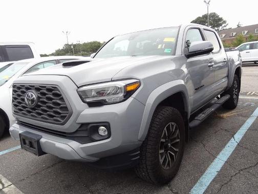 2020 Toyota Tacoma TRD SPORT