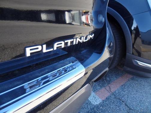 2024 Toyota Highlander PLATINUM